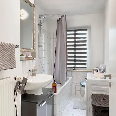 Schoene Helle & Gemuetliche Wohnung In Altstadtnaehe Erfurt Room photo