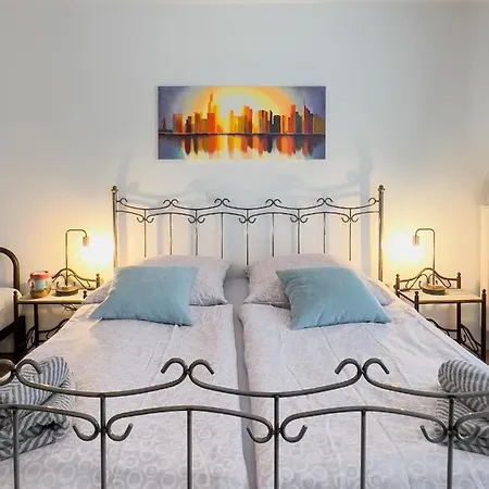 Schoene Helle & Gemuetliche Wohnung In Altstadtnaehe Erfurt Room photo