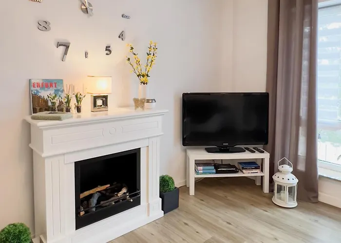 Schoene Helle & Gemuetliche Wohnung In Altstadtnaehe